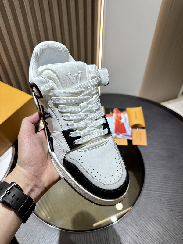 LVT SNEAKERS