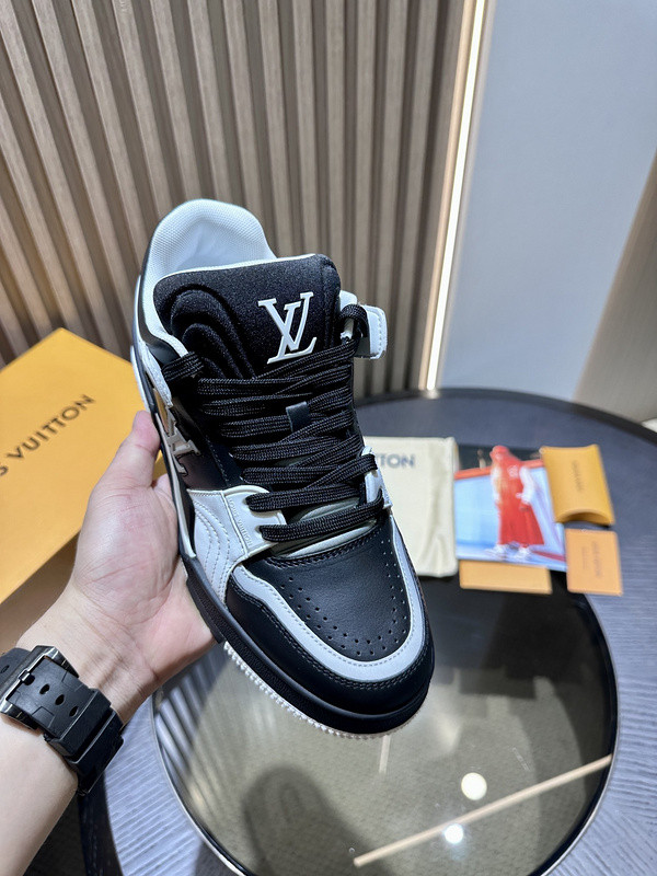 LVT SNEAKERS
