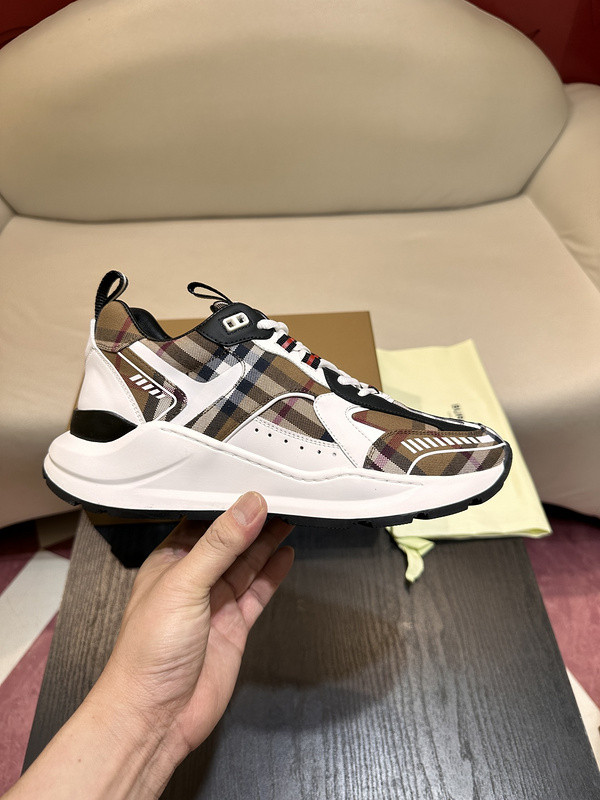 Bv*b*rry sneaker