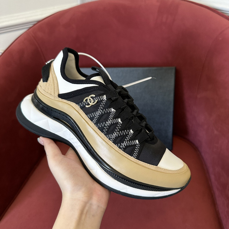 Ch**el sneaker