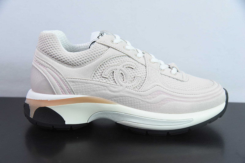Ch**el sneaker