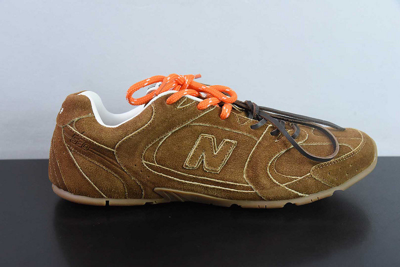 new Ba1an*e x m1um1u sneaker