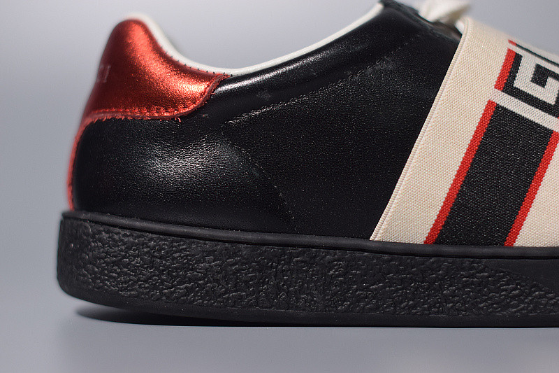 G*u*i ace embroidered low-top sneaker