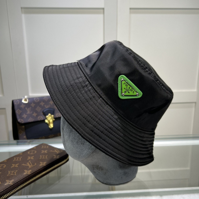 Pra*a hat