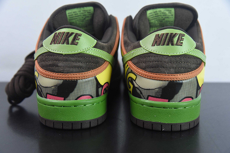 Nike SB Dunk Low