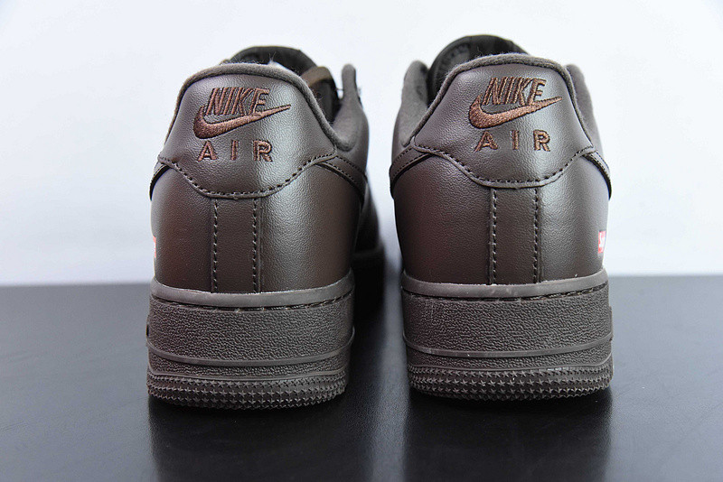 Svp*me x nike air force 1 low “baroque brown” cu9225-200