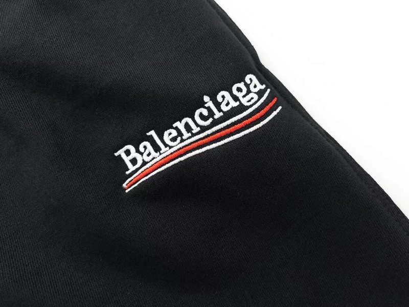 Ba1en*iaga clothes