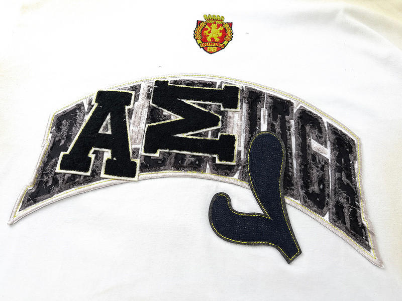 Ba1en*iaga clothes