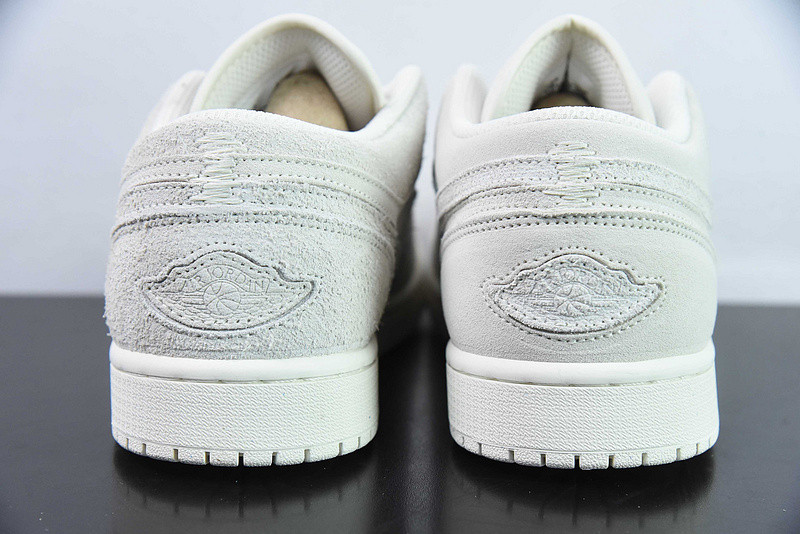 Air Jordan 1 Low SE Craft "Photon Dust/Grey" FQ3055-100