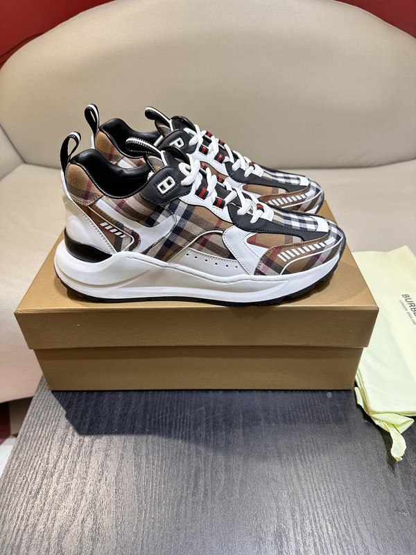 Bv*b*rry sneaker