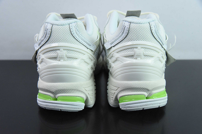 new Ba1an*e sneaker