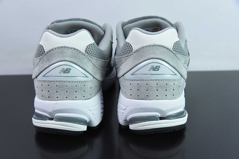 new Ba1an*e sneaker