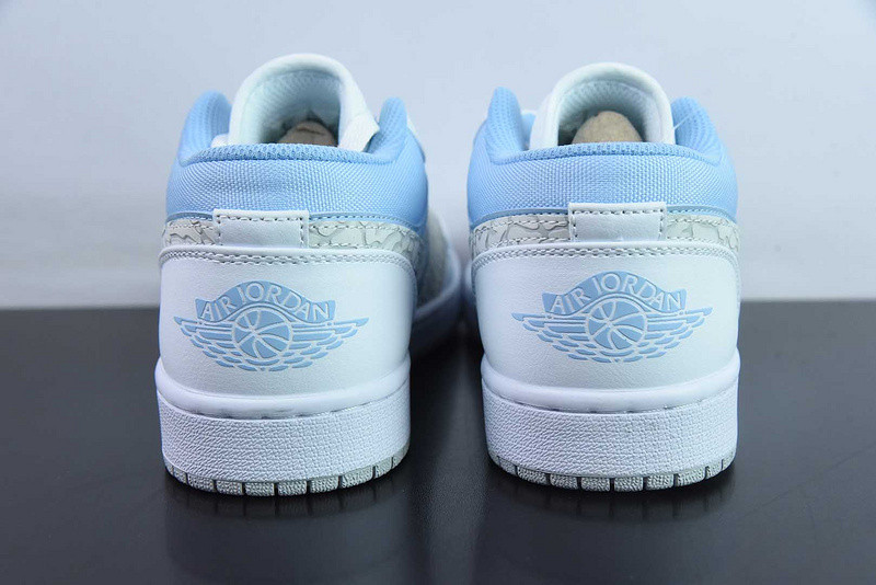 air jordan 1 low sT0mps on with “elephant print” ib7692-400