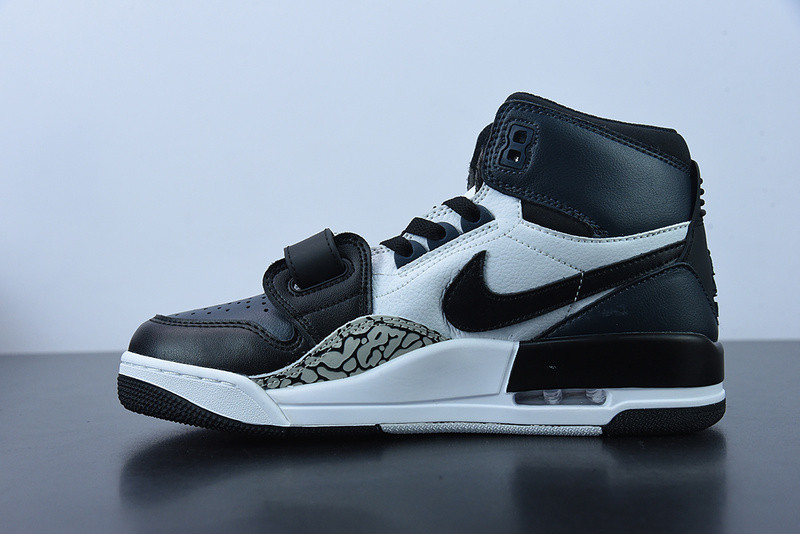 AIR JORDAN LEGACY 312 