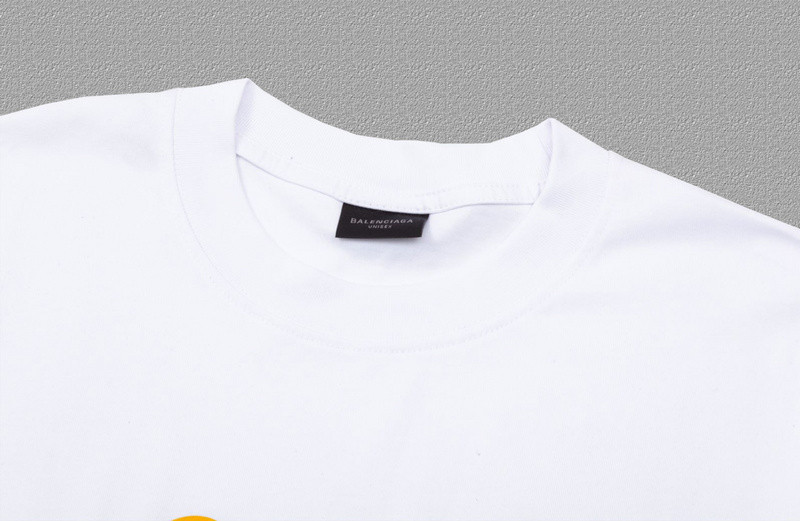 Ba1en*iaga clothes