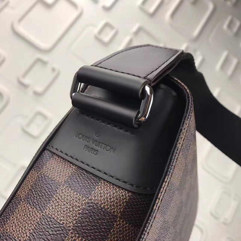 LVT PURSE