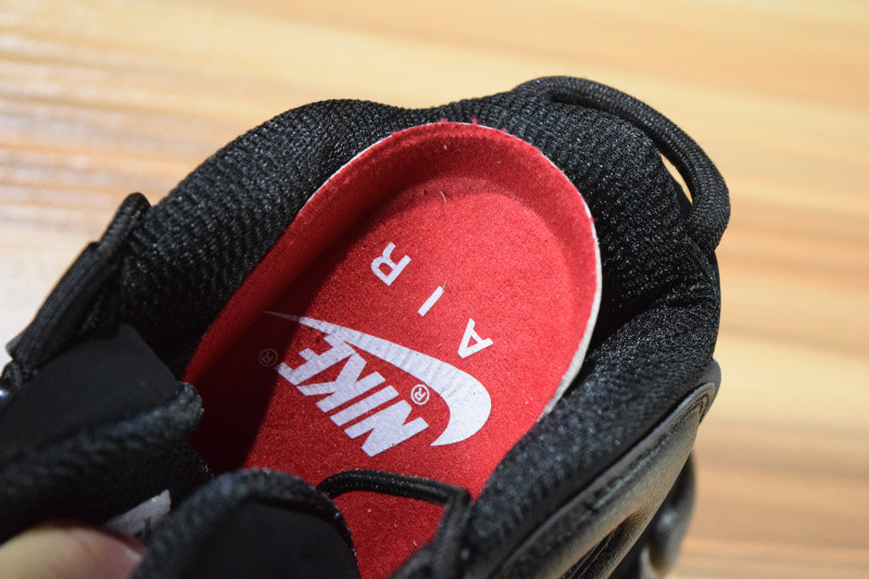nike air more uptempo "Svp*me" black 515962-001
