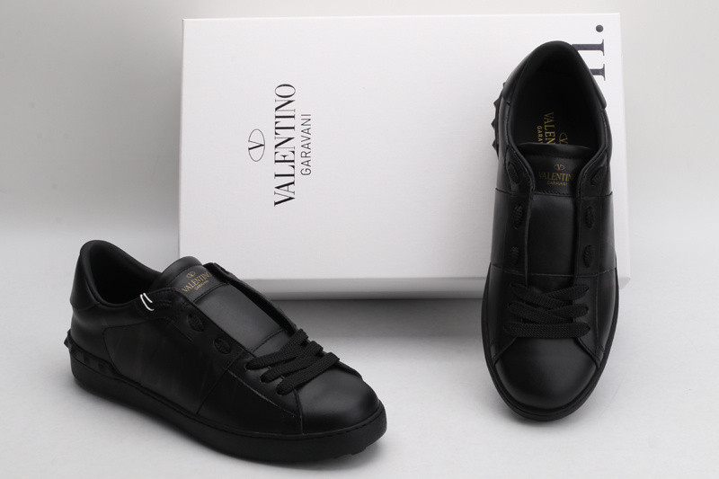 Va1e*ntin0 garavani sneaker