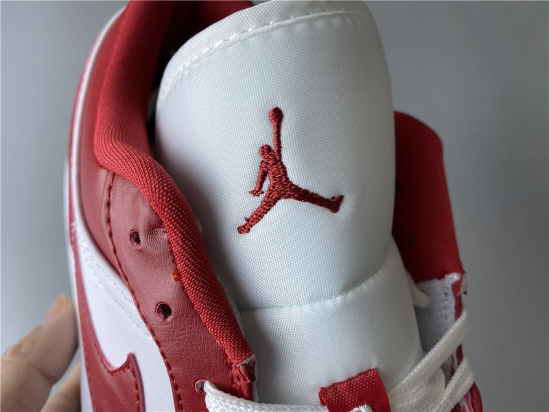 AIR JORDAN 1 LOW ’85 “NEW BEGINNINGS” 553558-611