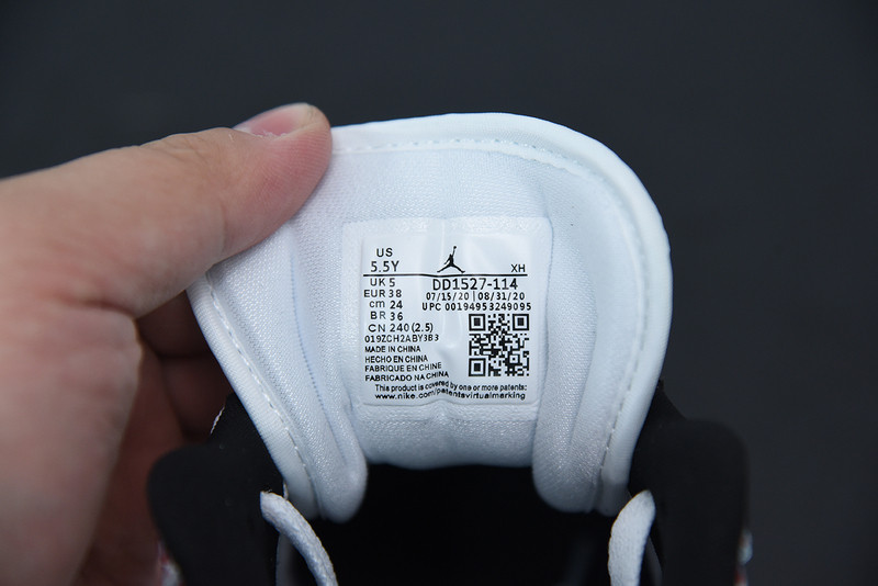 AIR JORDAN 1 LOW SE TAKE FLIGHT DD1527-114