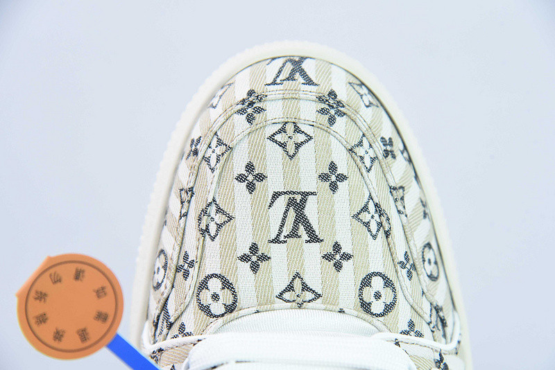 LVT SNEAKERS