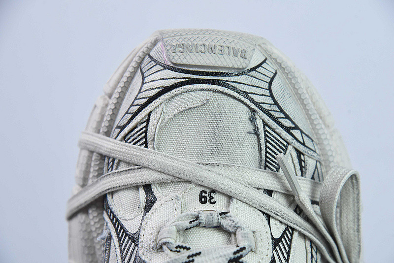 BC 3XL SNEAKER