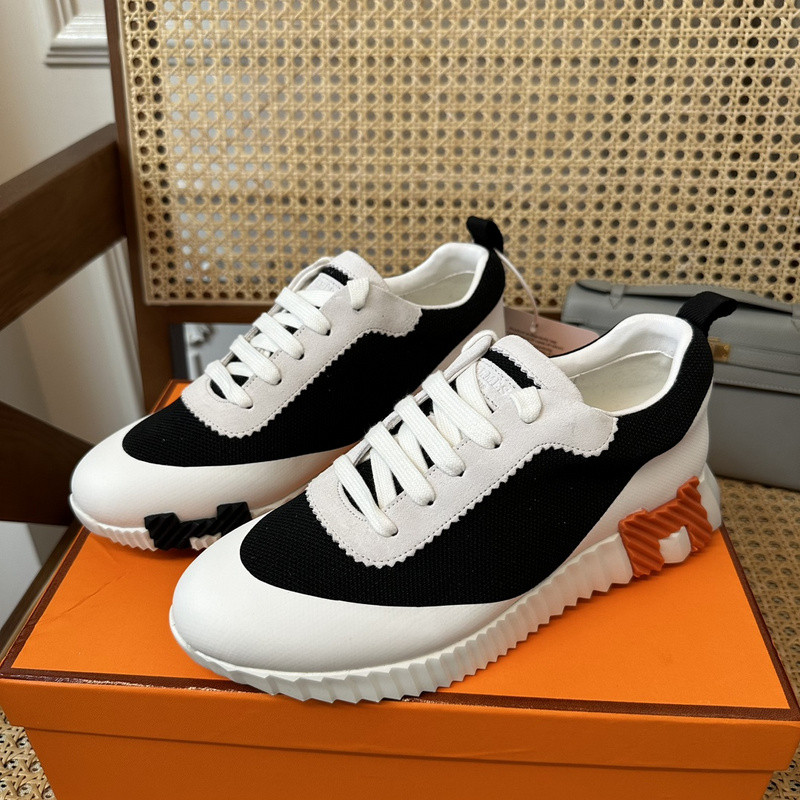 H**me5 sneaker