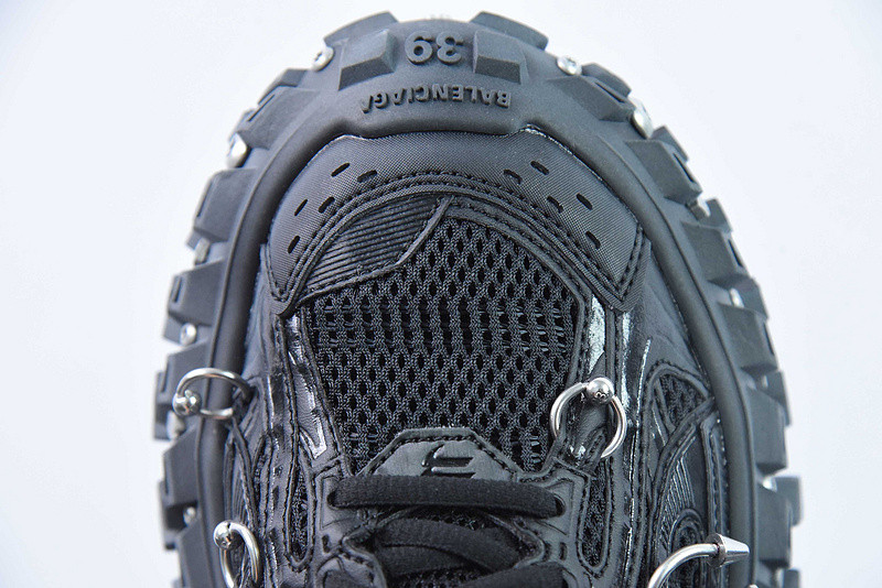BC DEFENDER RUBBER PLATFORM SNEAKERS