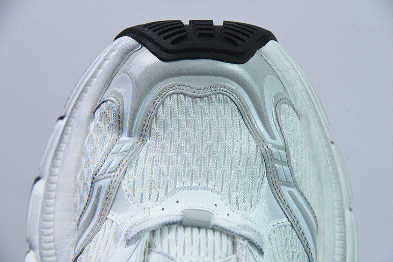 BC XL Sneakers