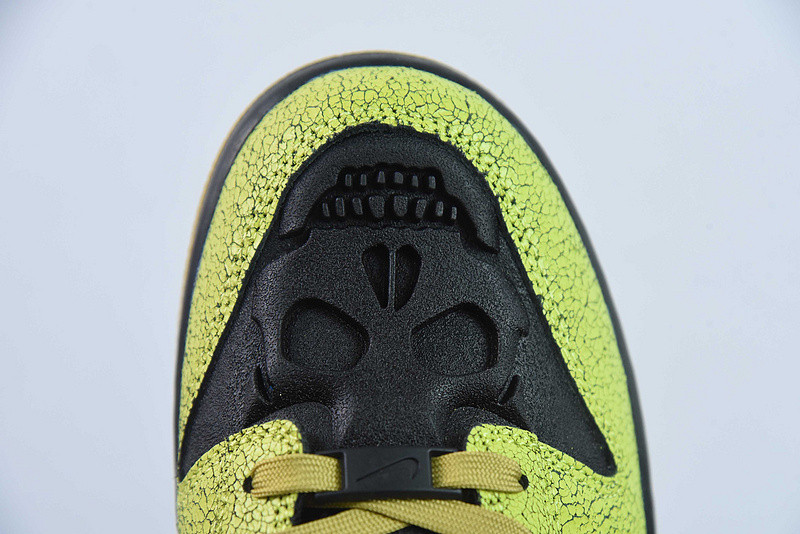 Nike Dunk Low "Halloween Skull" HV6103-300