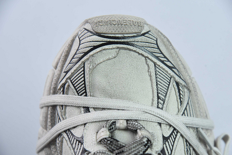 BC 3XL SNEAKER