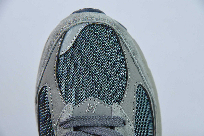 new Ba1an*e sneaker