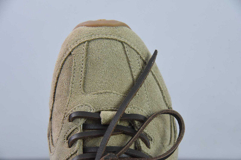 new Ba1an*e x m1um1u sneaker