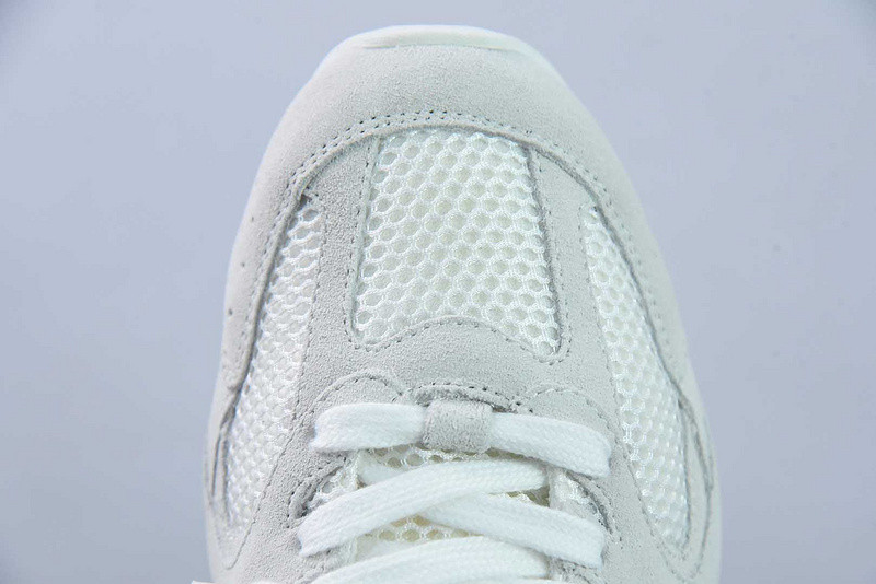 new Ba1an*e x m1um1u sneaker