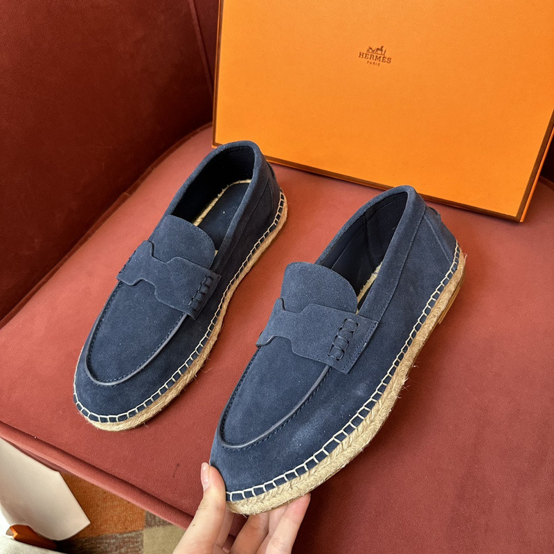 H**me5 sneaker