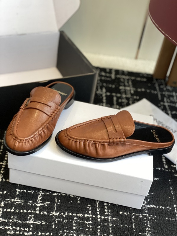 Sa1nt Lau*nt sneaker