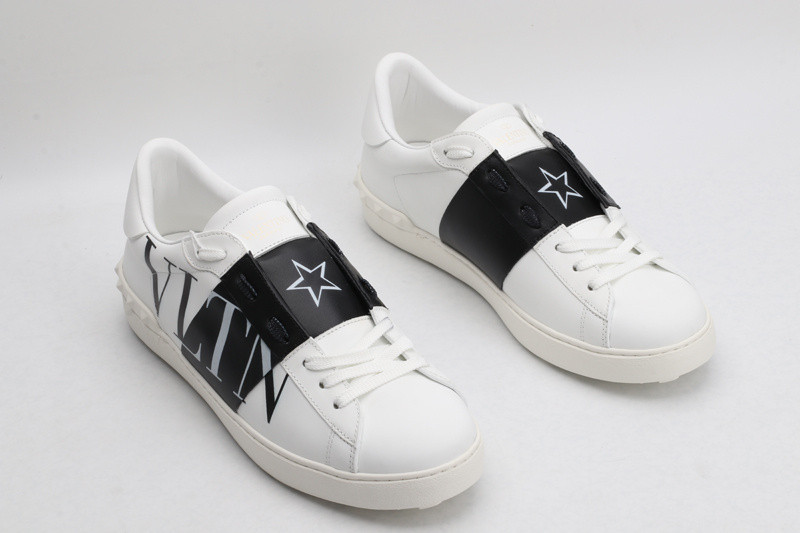 Va1e*ntin0 garavani sneaker