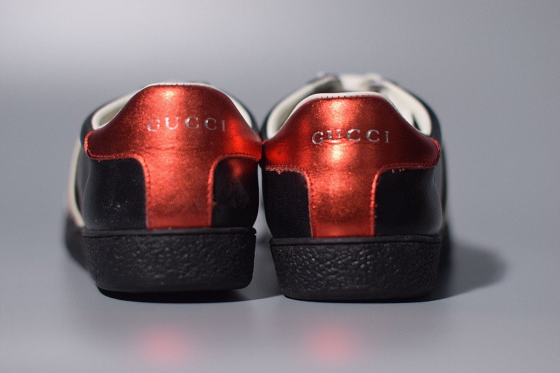 G*u*i ace embroidered low-top sneaker