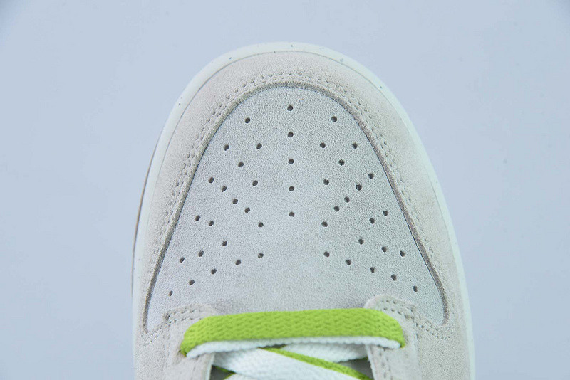Nike SB Dunk Low "85"