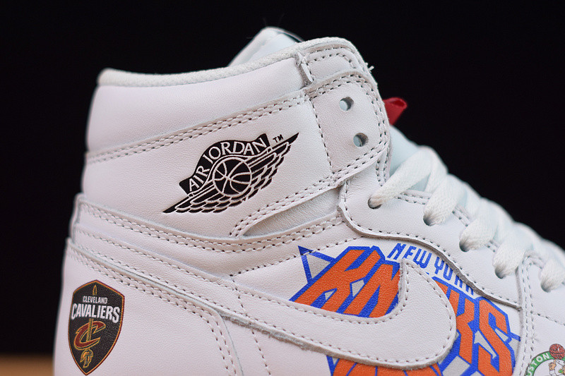 air jordan 1 & S*p*e retro high og "perforated" 555088-100