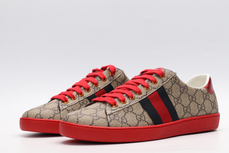 G*u*i ace embroidered low-top sneaker