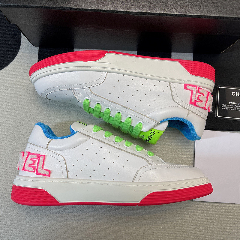 Ch**el sneaker