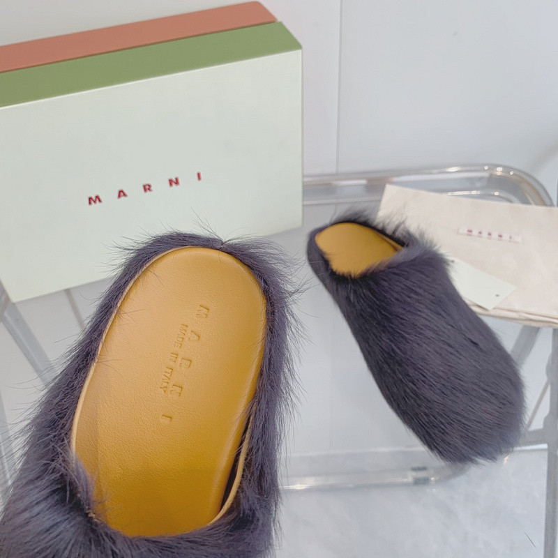 Ma*n1 calf hair slippers