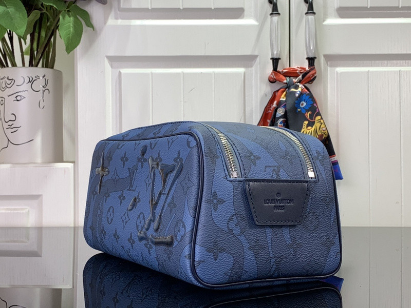 LVT PURSE