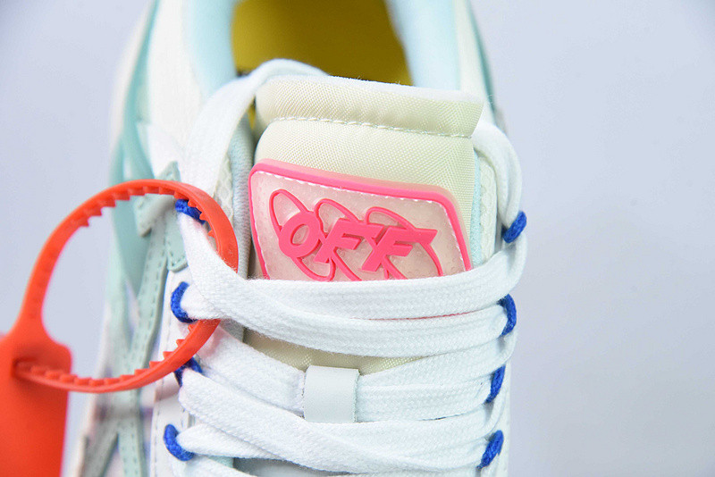 OF C/O ODSY-1000 SNEAKER