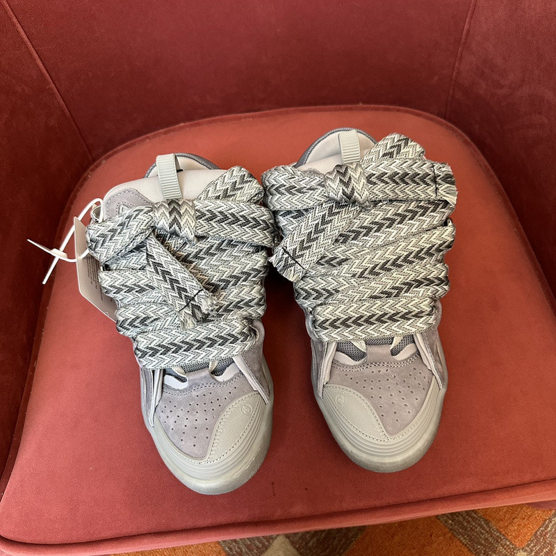 Lanu1n curb sneaker