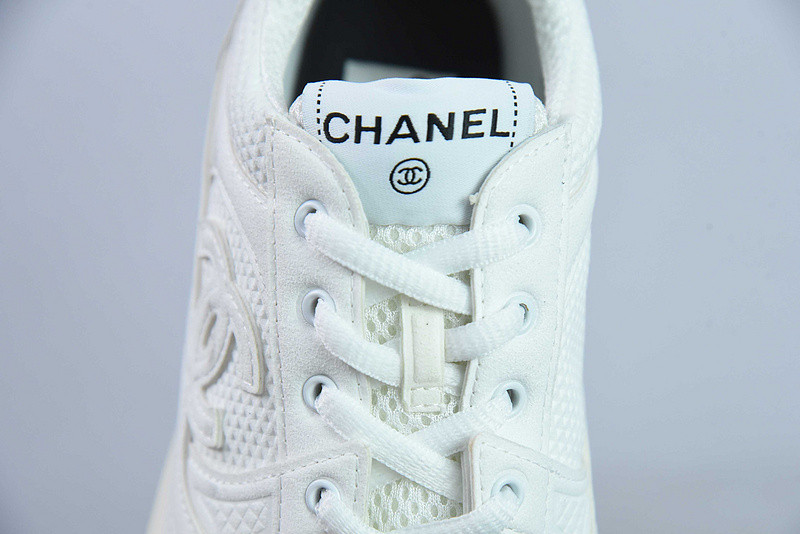 Ch**el sneaker