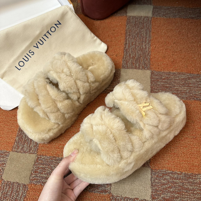 LVT SANDALS