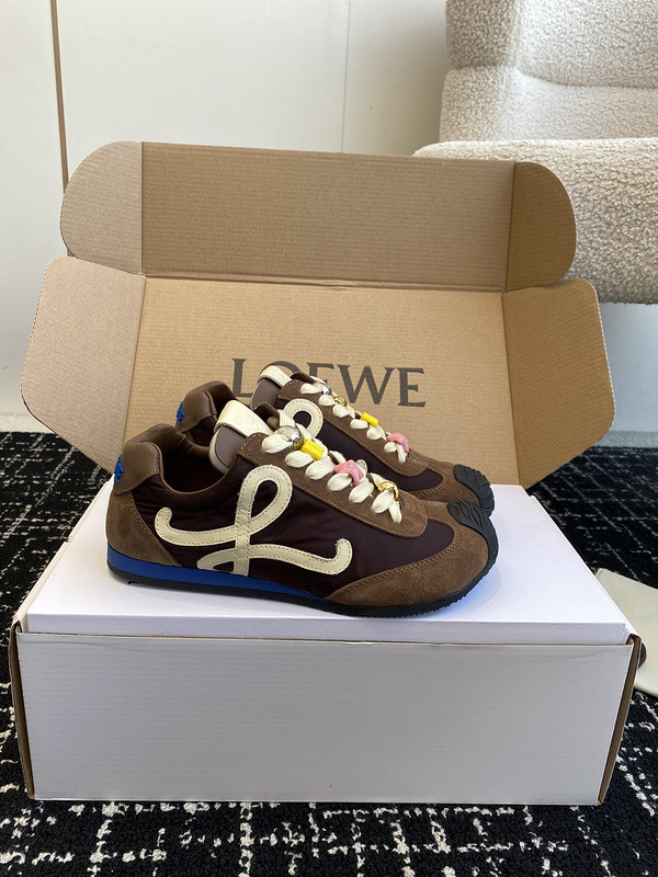 L0ew* sneaker