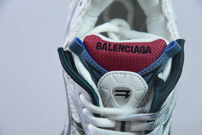 Ba1en*iaga runner sneaker